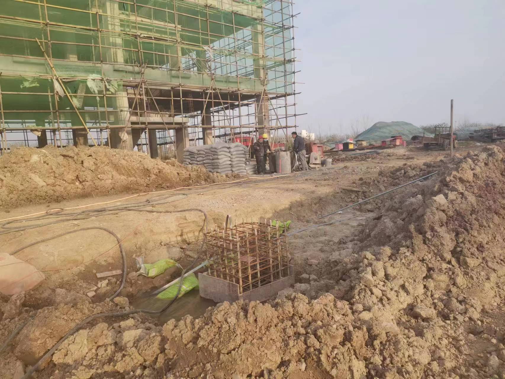 玛曲当桥梁出现裂缝的时候应该及时加固修补